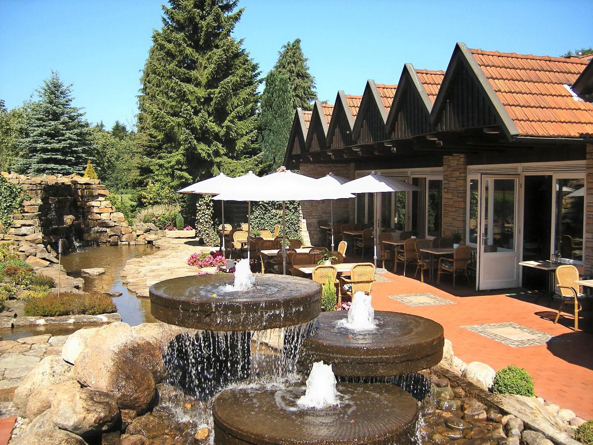 Hotel Hubertushof Ibbenbüren エクステリア 写真